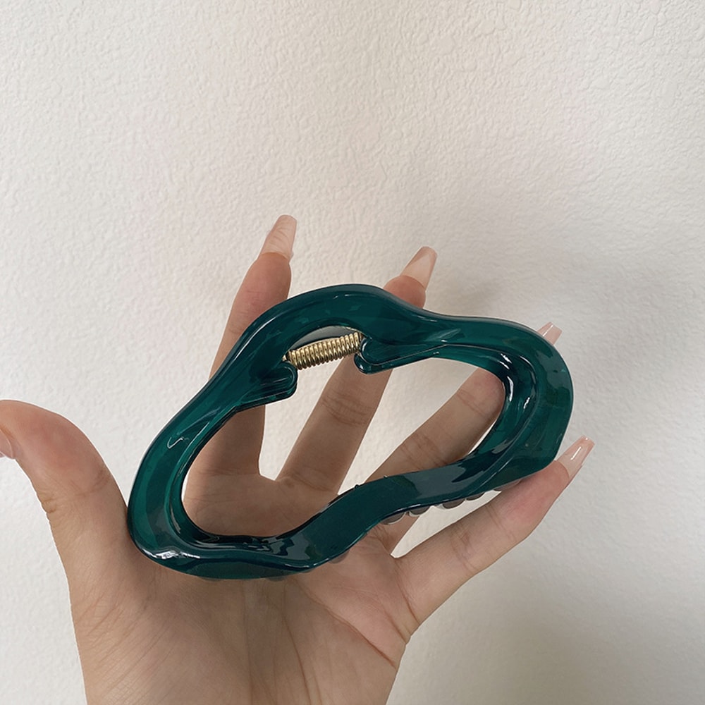 Cloud Shape Hollow Hair Claw Clip For Women Strong Hold Large Aesthetic Hair Accessory 6