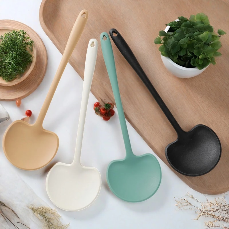 Heat-Resistant Silicone Spatula with Long Handle Non-Stick Stir Fry Turner