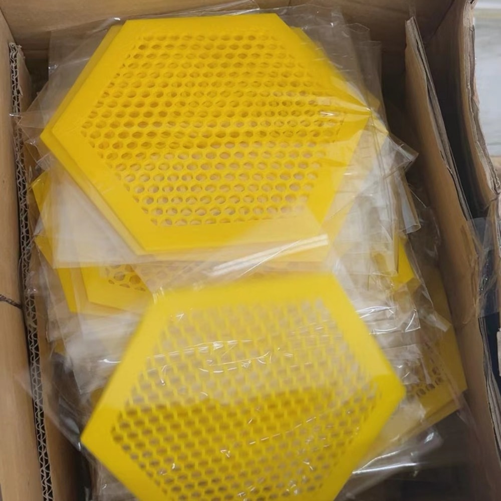 Premium Floating Bee Waterer Island Hexagonal Beekeeping Water Station for Safe Bee Hydration