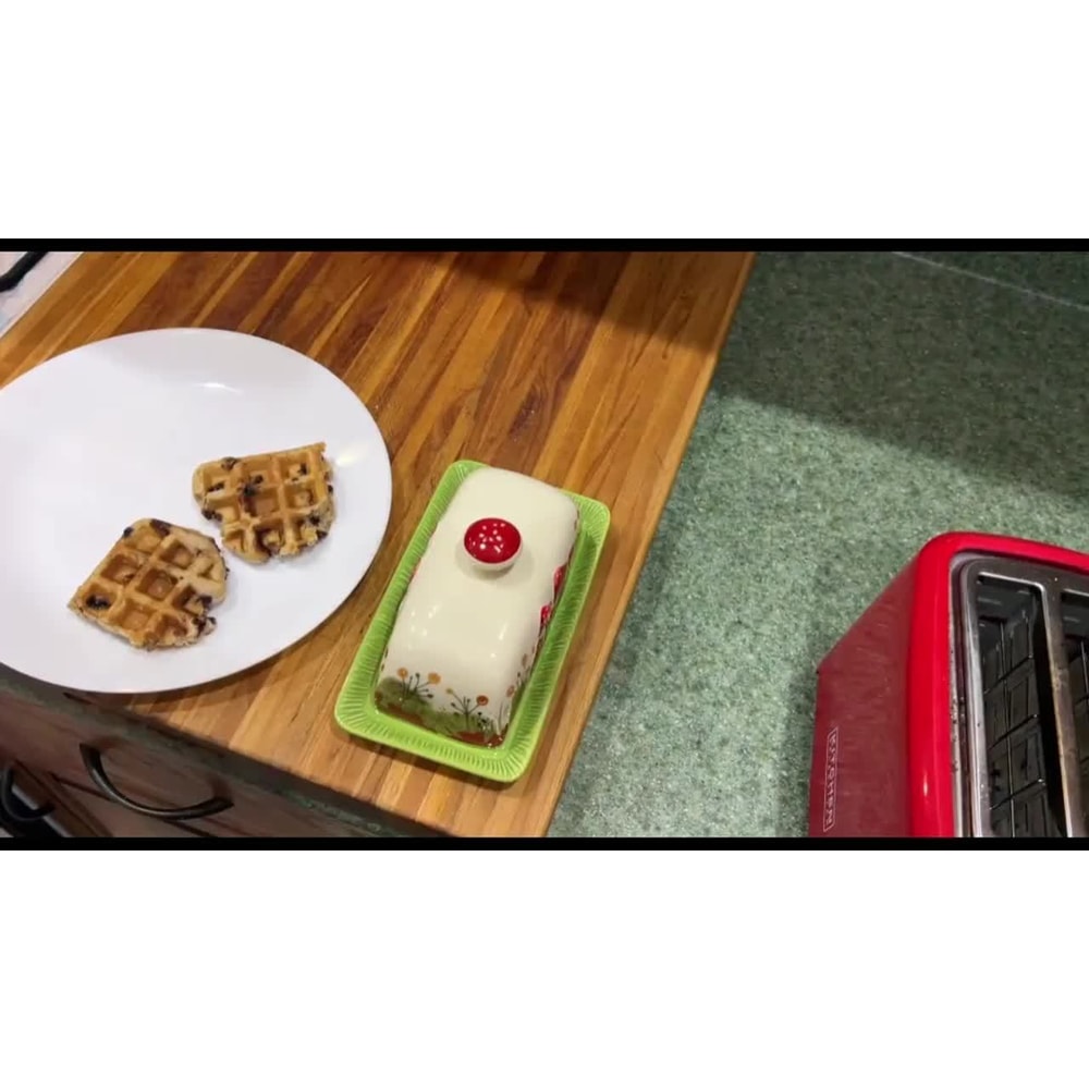 Premium Ceramic Butter Dish with Lid Dishwasher, Microwave, Oven Freezer Safe Butter Keeper