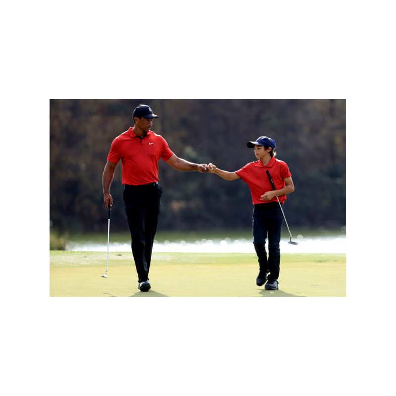 Tiger Woods Hot .png