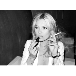 smoking kate moss retro
