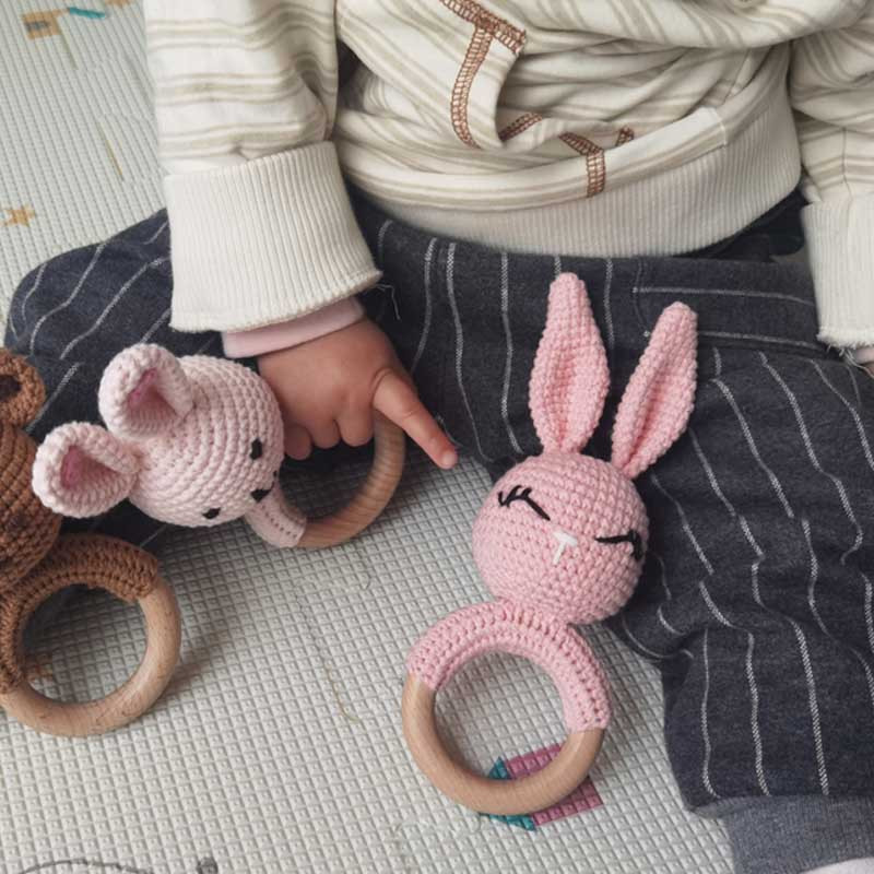 Baby Teether Music Rattles For Kids Animal Crochet Rattle Rabbit Bear Ring Wooden Babies Gym Montes 4