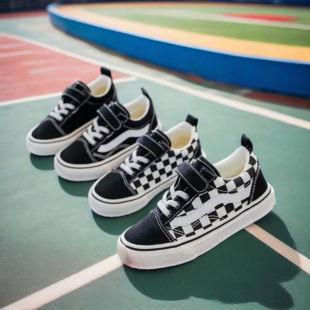 Fashionable Canvas Shoes For Kids Teen Boys And Girls Soft Sport Running Sneakers 0