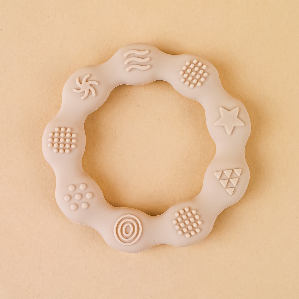 Food Grade Baby Silicone Teething Ring BPA Free Cartoon Silicone Teether For Newborns 7