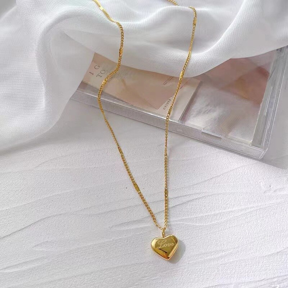 Ms Simple Fashion Peach 1pcs Goldcolor Necklace Collarbone Chain Holiday Gifts Heart Engraved Love 4