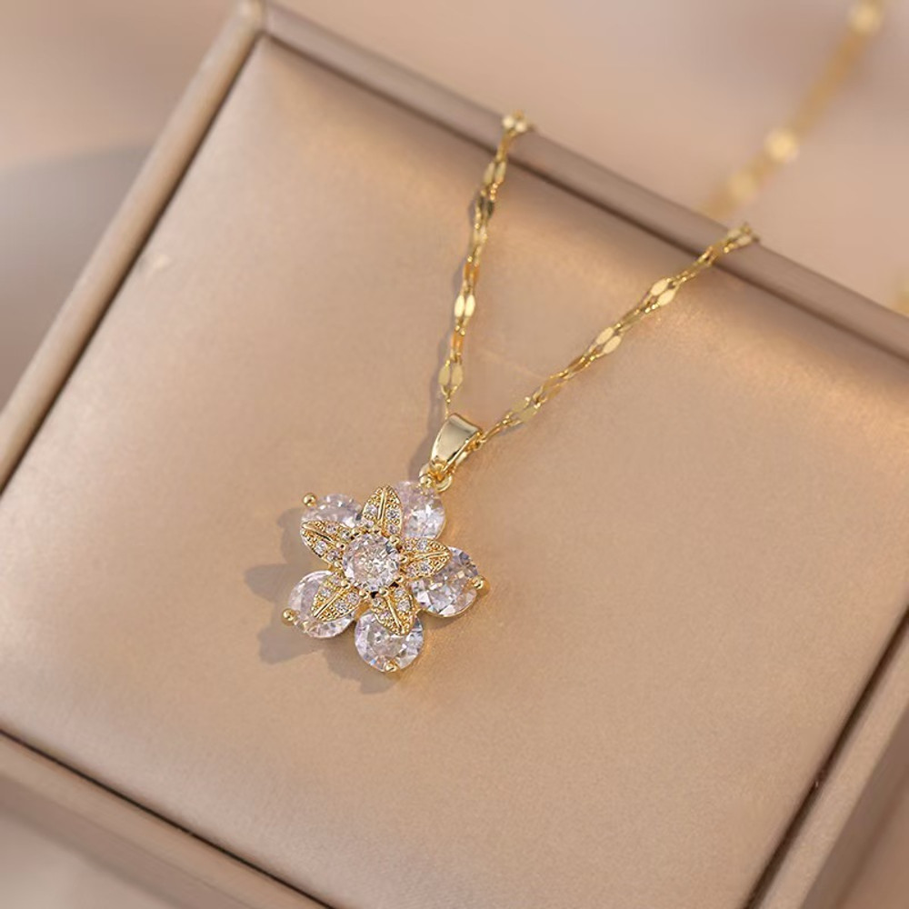 Gold Color Light Chrismas Zircon Flower Women Pendant Necklace High Sense Chain Jewelry Party And G 7
