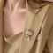 Creative Metal Brooches Stylish Camellia Imitation Pearl Women Pins Event Gifts Funny Luxury Decora 2