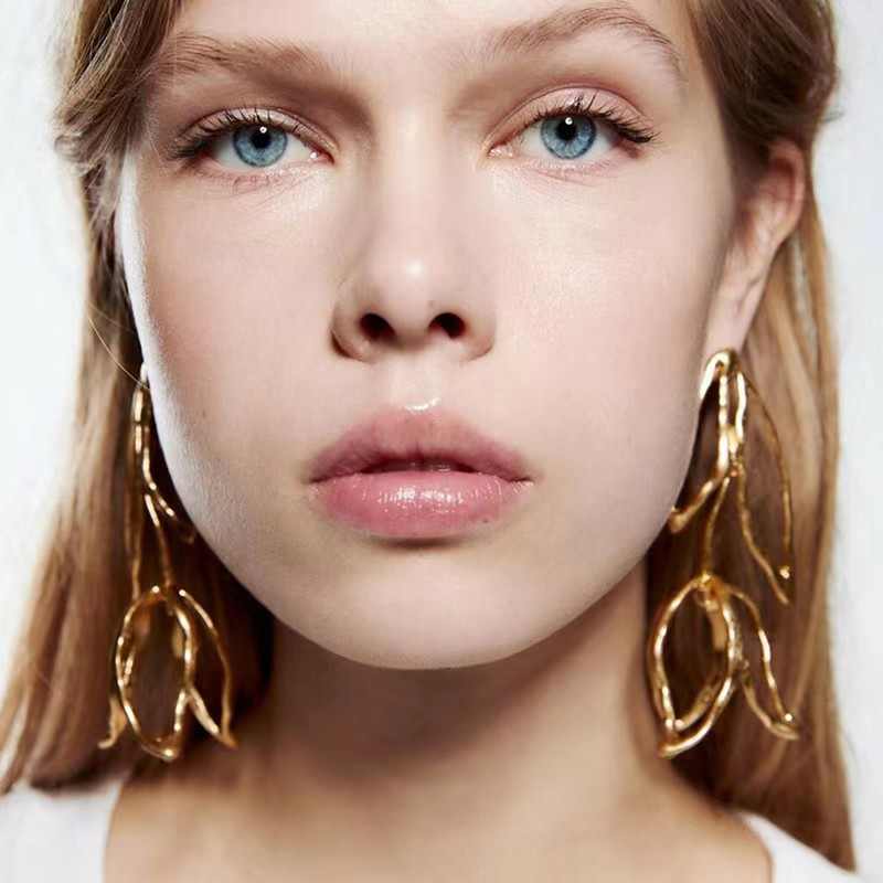 Trend Fashion Unique Pendientes Flower Long Dangle Earrings For Women Modern Luxury Design Metal Ge 1