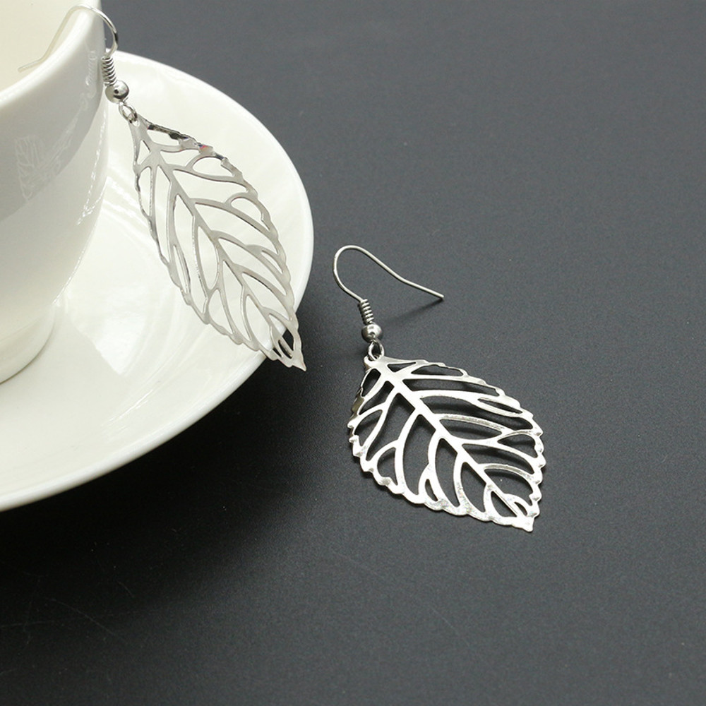 Trendy Ear Accessories with Brief Hollow Out Leaves Dangle Earrings, Vintage Silver Golden Color Jewelry