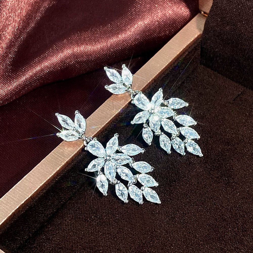 Zirconia Hanging Earrings Crystal Huitan Luxury Marquise Cubic Temperament Elegant Wedding Party Je 3