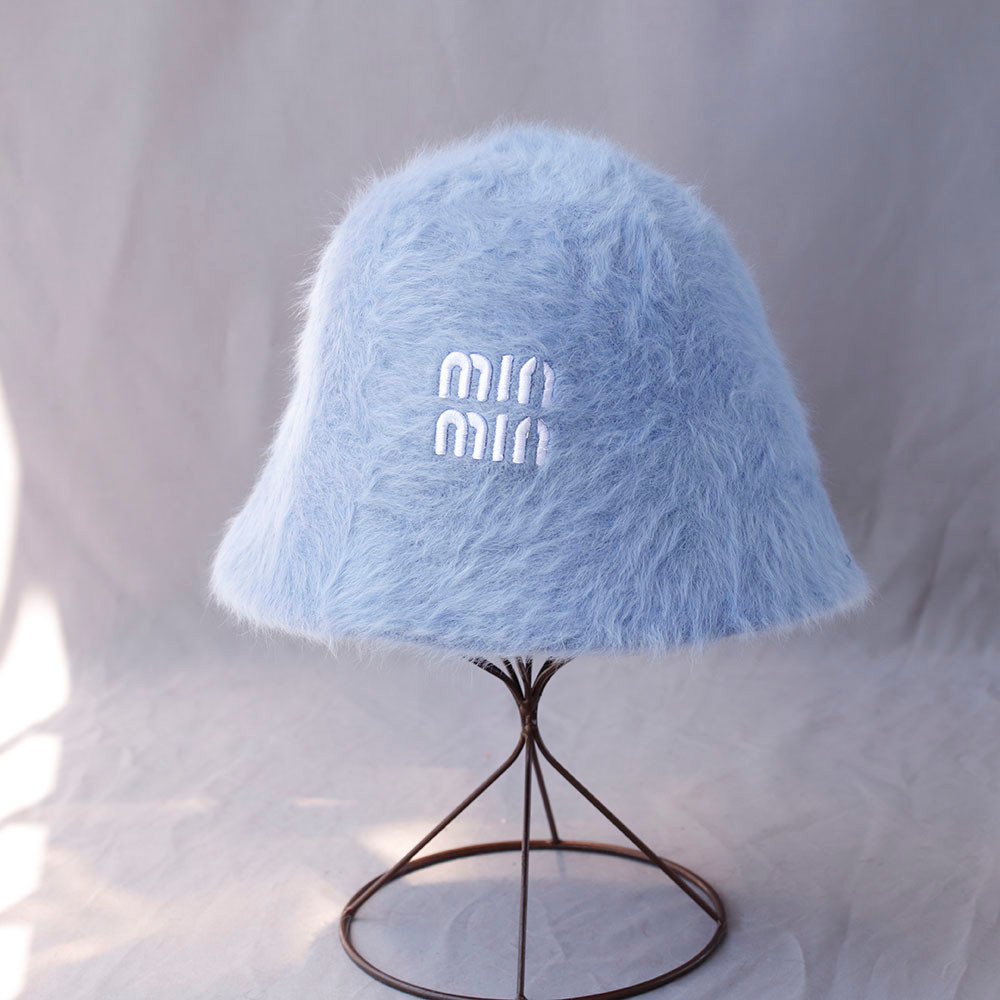 Winter Bucket Hats for Women, Soft Warm Plush Rabbit Fur, Knitted Fisherman Hat with Letter