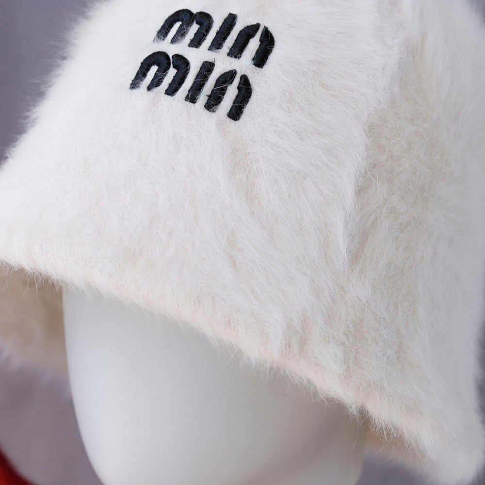 Winter Bucket Hats for Women, Soft Warm Plush Rabbit Fur, Knitted Fisherman Hat with Letter