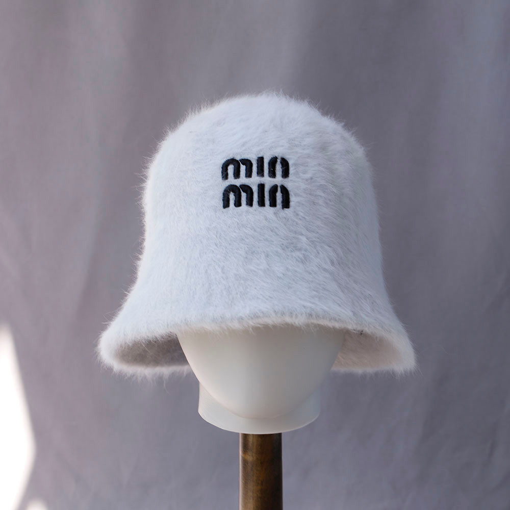 Winter Bucket Hats for Women, Soft Warm Plush Rabbit Fur, Knitted Fisherman Hat with Letter