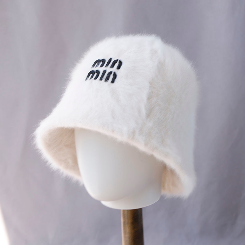 Winter Bucket Hats for Women, Soft Warm Plush Rabbit Fur, Knitted Fisherman Hat with Letter
