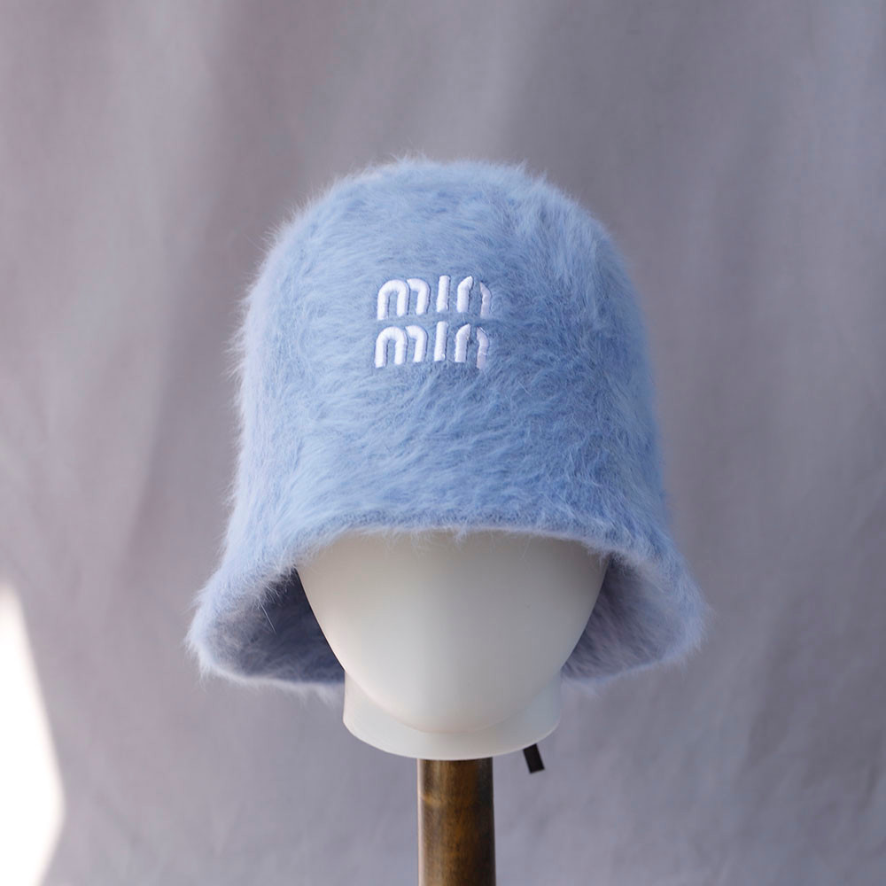 Winter Bucket Hats for Women, Soft Warm Plush Rabbit Fur, Knitted Fisherman Hat with Letter