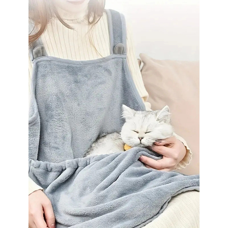 Cozy Pet Carrier Apron, Ideal for Small Cats and Dogs, Outdoor Winter Travel, Cat Sleeping Features