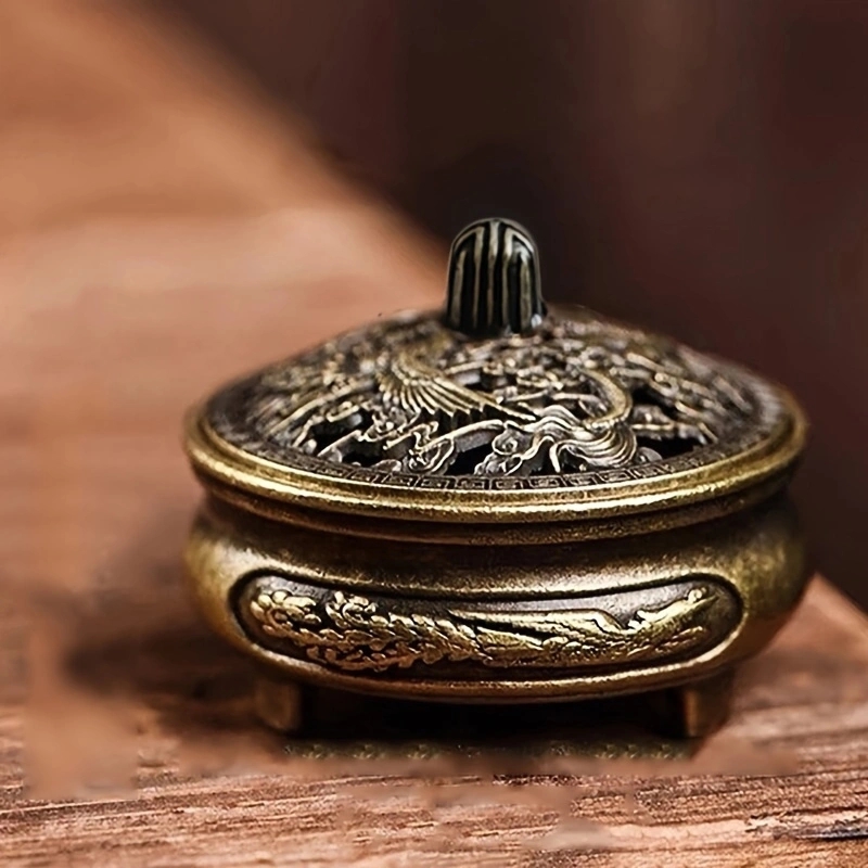 Mini Hollow Brass Pocket Incense Burner, Antique Ornament for Tea Tables, Dragon and Phoenix Decoration