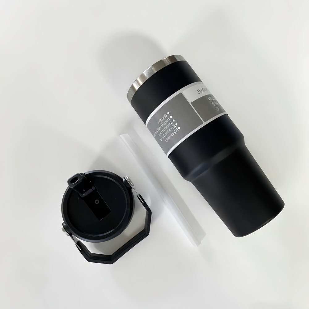 Stainless Steel Thermos Cup, Large Capacity Water Bottle with Straw, Vacuum Flask Coffee Insulation Cup