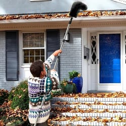 extendable gutter cleaning brush, telescoping handle, rain gutter cleaner with anti-slip gloves