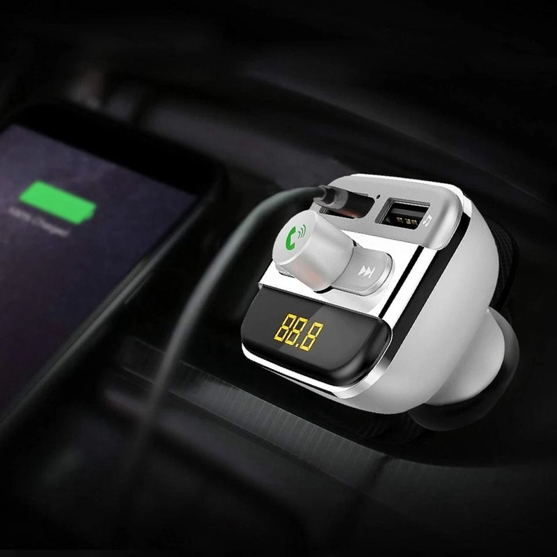 Wireless Car FM Transmitter USB Charger Radio Player TF Card Support HandsFree Call Music Adapter 0