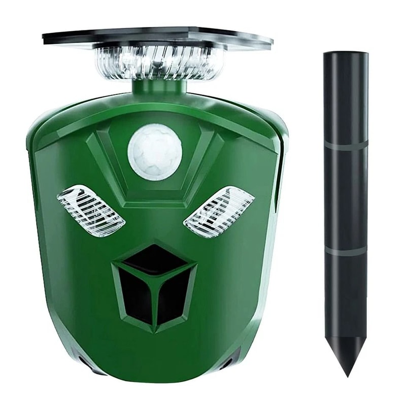 Solar Ultrasonic Animal Repeller Motion Sensor USB Cat Skunk Deer And Wildlife Repellent For Garden 2