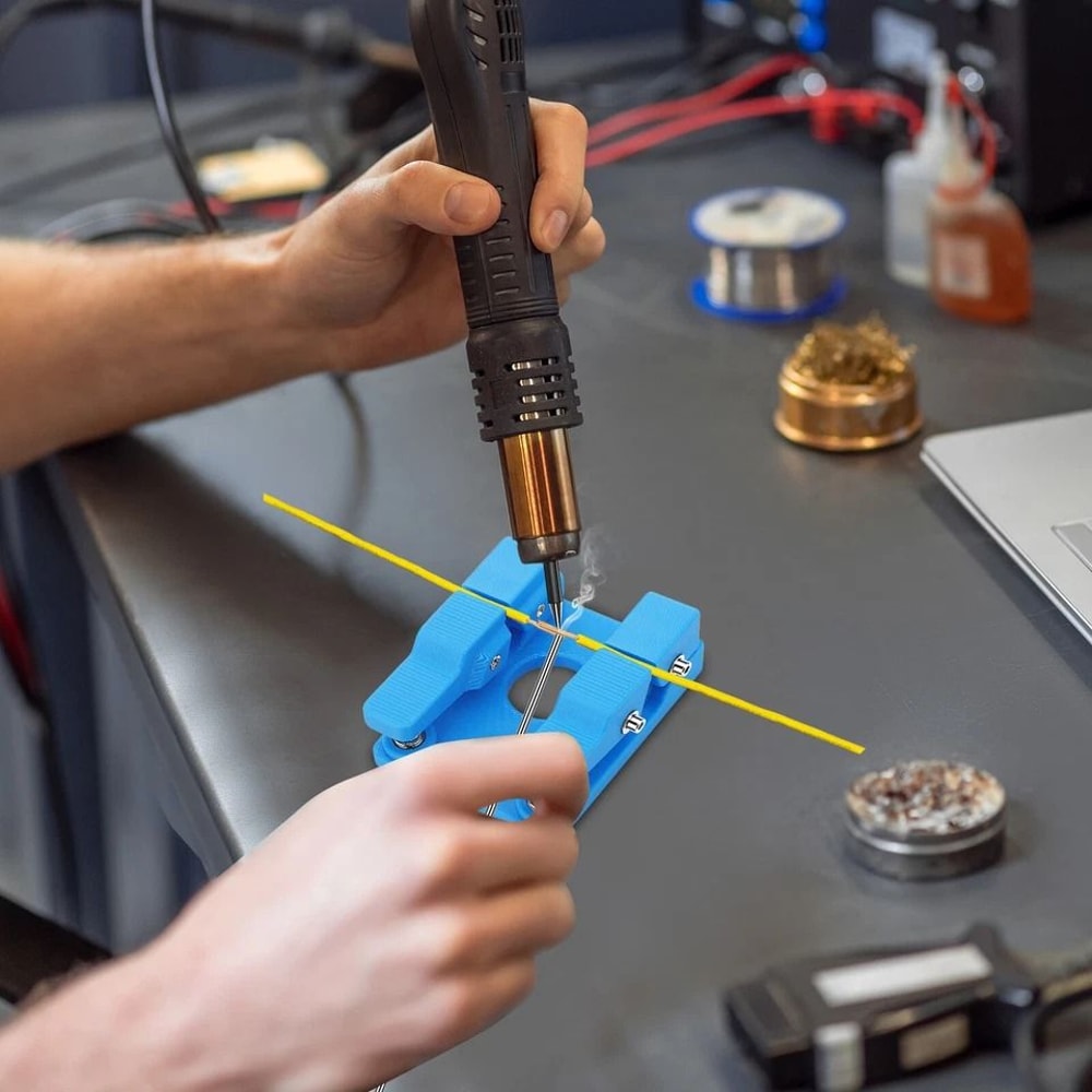 Durable Silicone Wire Clamp Adjustable Workbench Soldering Station For Electronics And Automotive R 1