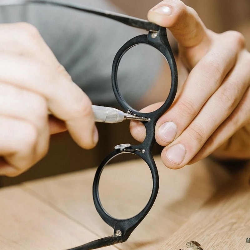 Precision Repair Kit Eyeglasses Watches Clocks Tools Portable Magnetic Screwdrivers For Home Jewelr 2