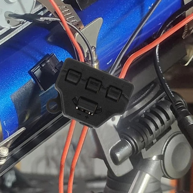 Parallel Connector Splitter Buckle Type Terminal Block Out DC For LED Lighting DIY Projects 10