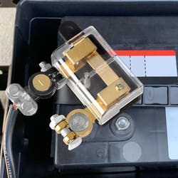 top post switch isolator, battery cut-off disconnect for rv, boat, car, and off-grid systems
