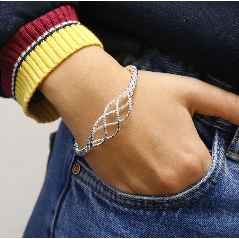 Shiny Women Sterling Silver Plated Cuff Bangle Bracelet Diamond Cut Design Elegant And Strong Bangl 3