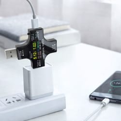 usb type-c digital power meter tester voltage, current, power, and temperature monitor for usb-c devices