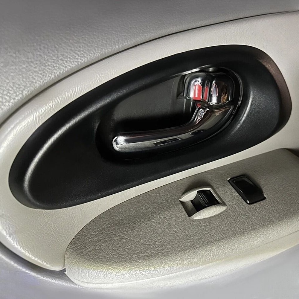 Premium Textured Interior Door Handle Bezel Set For Chevy Trailblazer 5