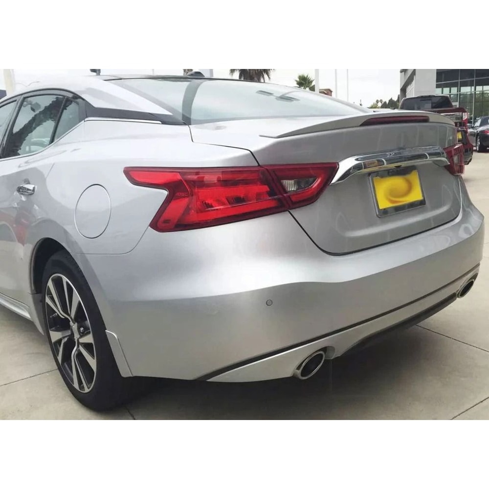 Maxima Factory Style Rear Spoiler With LED Lights 1