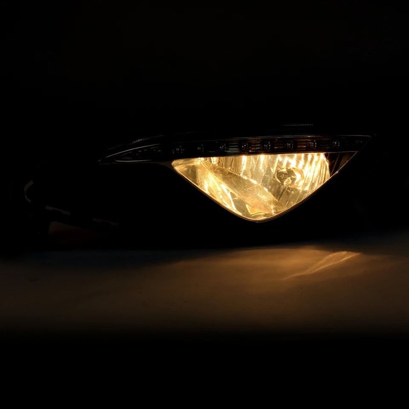 Coupe Driver Side Fog Light Assembly With Cover 3