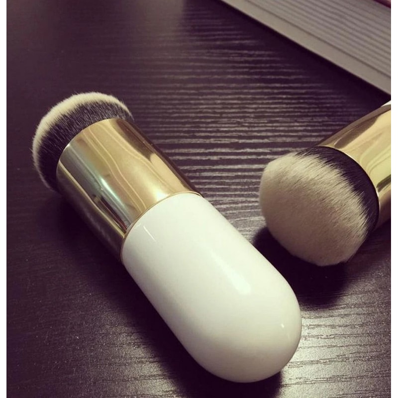 Pro Kabuki Makeup Brush Flat Foundation Blush Contour Powder Brush For Flawless Application 2