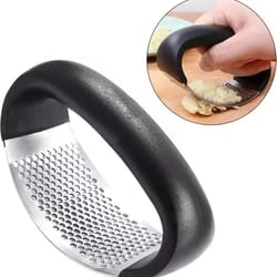 stainless steel garlic press & ginger cutter easy squeeze, dishwasher safe mincer & peeler