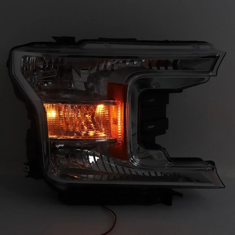 Premium Right Side Headlight Replacement For Ford 2