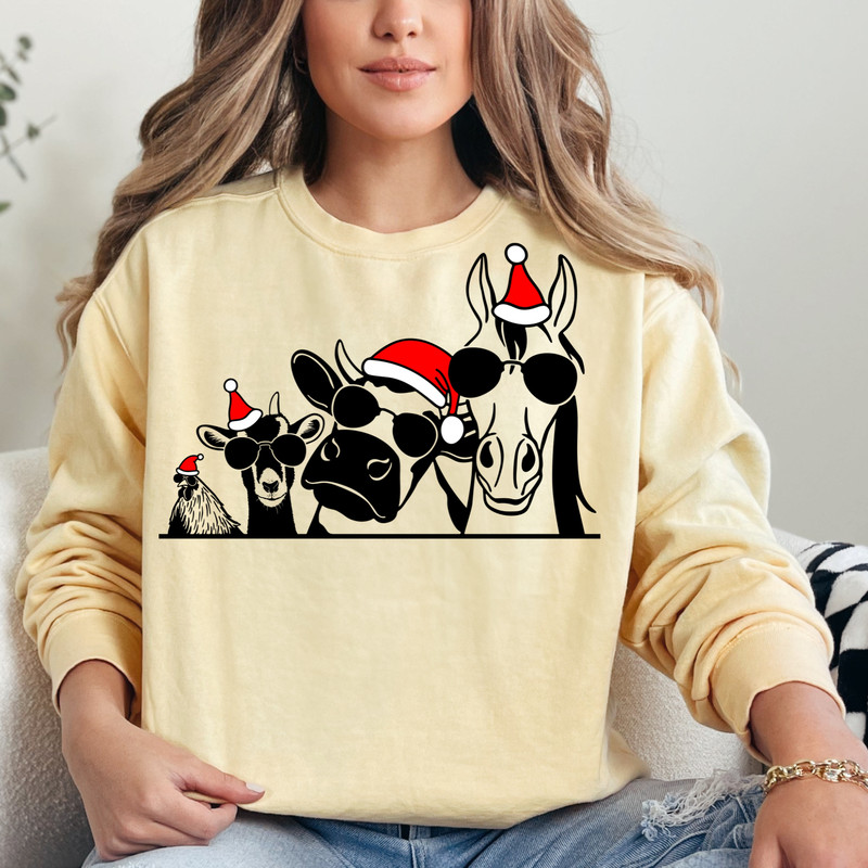 Christmas-Farm-animals-with-Santa 2000,,.jpg