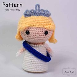 Amigurumi crochet doll pattern Queen Elisabeth