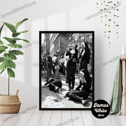 Nuns Smoking Cigarettes Black And White Vintage Retro Photography Wall Art Canvas Framed Poster Printed Wall Art Trendy