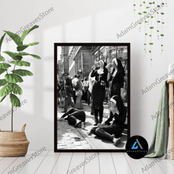 Framed Canvas Ready To Hang, Nuns Smoking Cigarettes Black And White Vintage Retro Photography Wall Art Canvas Framed Po