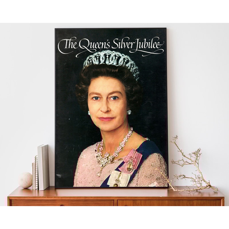 Queen Elizabeth Silver Jubilee Photo Print, Vintage Queen Of England Poster, HRH Wall Art, Royal Family Decor.jpg
