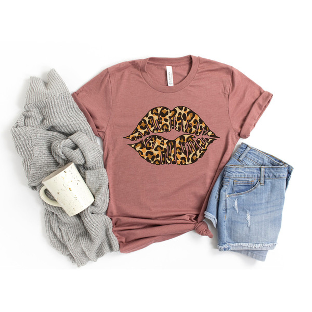 Valentines Day Shirt,Leopard heart Shirt,Valentines Day Shirts For Women,Lips Kiss Tee, Cute Valentine Shirt