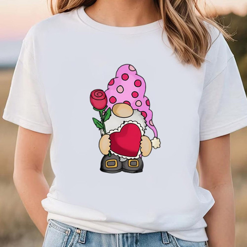 Cute Love Heart Gnome Valentine T-Shirt