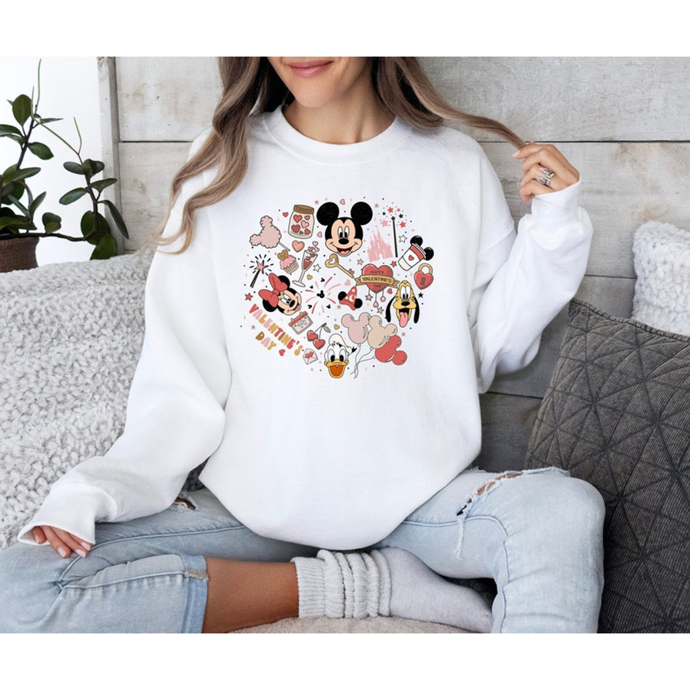 Valentines Day Sweatshirt for Her, Women Valentines Day T-shirt, Valentines Day Tshirt Gift for Her, Love Shirt