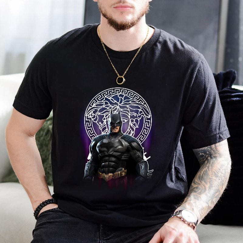 Batman Versace Fan Gift T-Shirt (2)_01black_01black.jpg