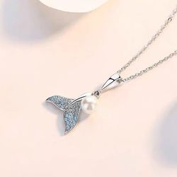 Huitan New Trend Mermaid Tail Pendant Necklace for Women 2021 Fashion Design Female Accessories with Simulated Pearl Hot