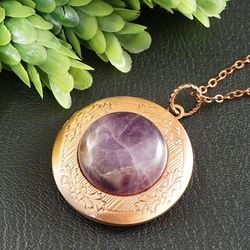 Amethyst Photo Locket Necklace Purple Lilac Stone Victorian Round Copper Locket Keepsake Pendant Necklace Jewelry 8404