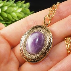 Amethyst Necklace Oval Golden Photo Locket Purple Lilac Violet Stone Victorian Keepsake Pendant Necklace Jewelry 8227